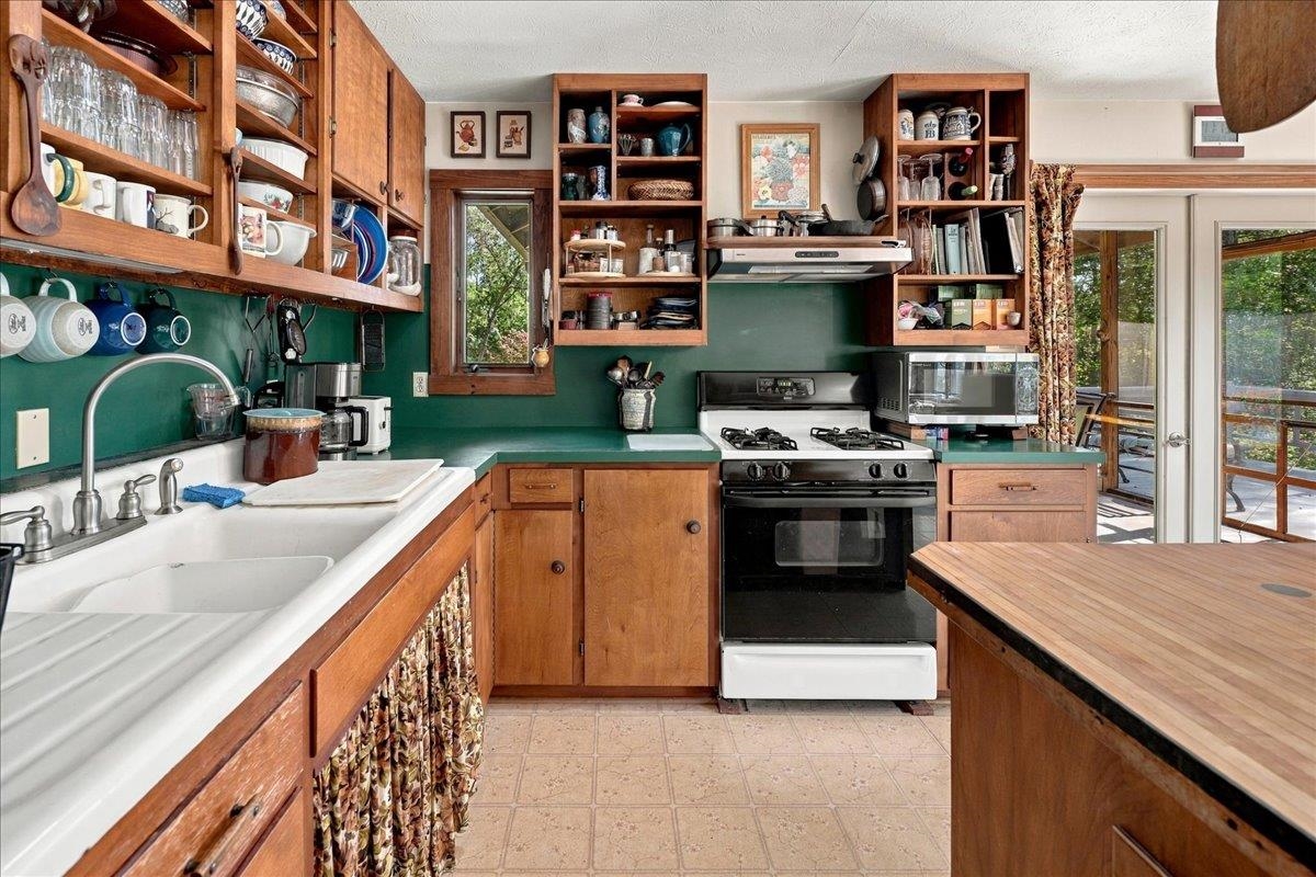 10375 GENOA RD, FULKS RUN, Virginia 22830, 1 Bedroom Bedrooms, ,2 BathroomsBathrooms,Residential,14,10375 GENOA RD,682680 MLS # 682680 10375 GENOA RD, FULKS RUN, Virginia 22830, 1 Bedroom Bedrooms, ,2 BathroomsBathrooms,Residential,14,10375 GENOA RD,682680 MLS # 682680