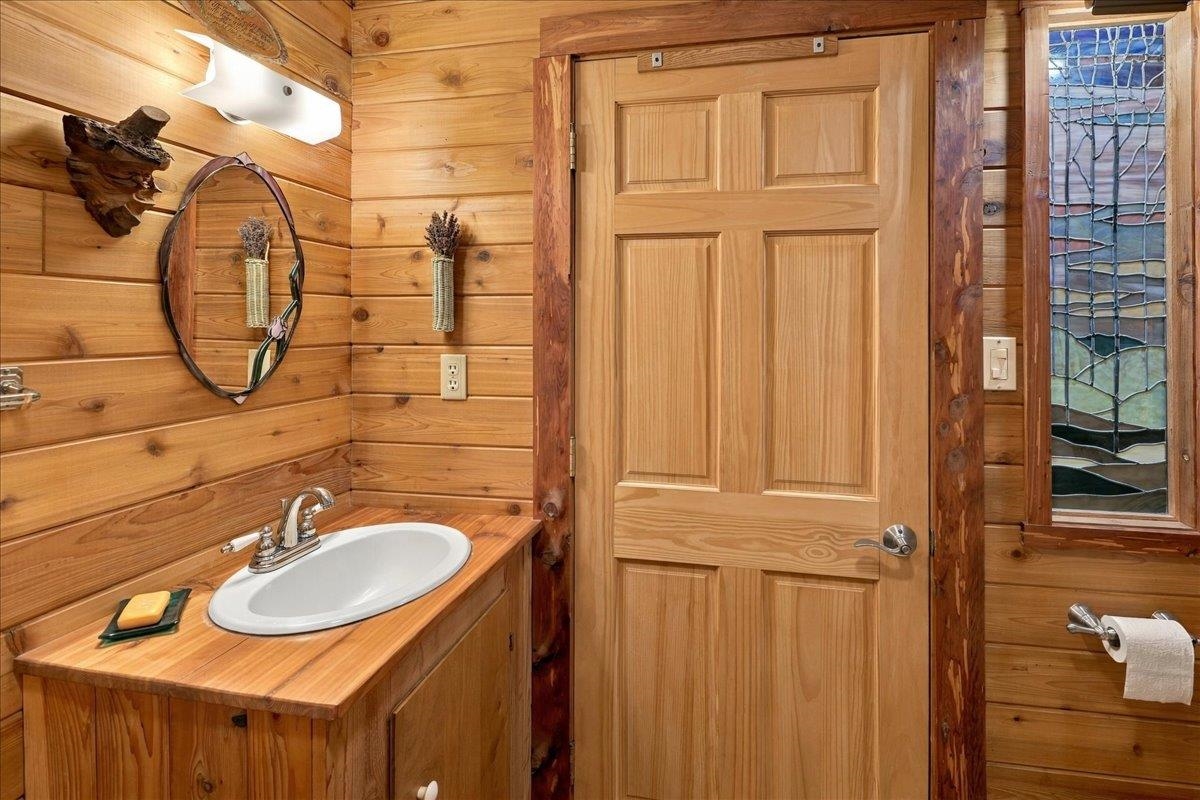 10375 GENOA RD, FULKS RUN, Virginia 22830, 1 Bedroom Bedrooms, ,2 BathroomsBathrooms,Residential,14,10375 GENOA RD,682680 MLS # 682680 10375 GENOA RD, FULKS RUN, Virginia 22830, 1 Bedroom Bedrooms, ,2 BathroomsBathrooms,Residential,14,10375 GENOA RD,682680 MLS # 682680