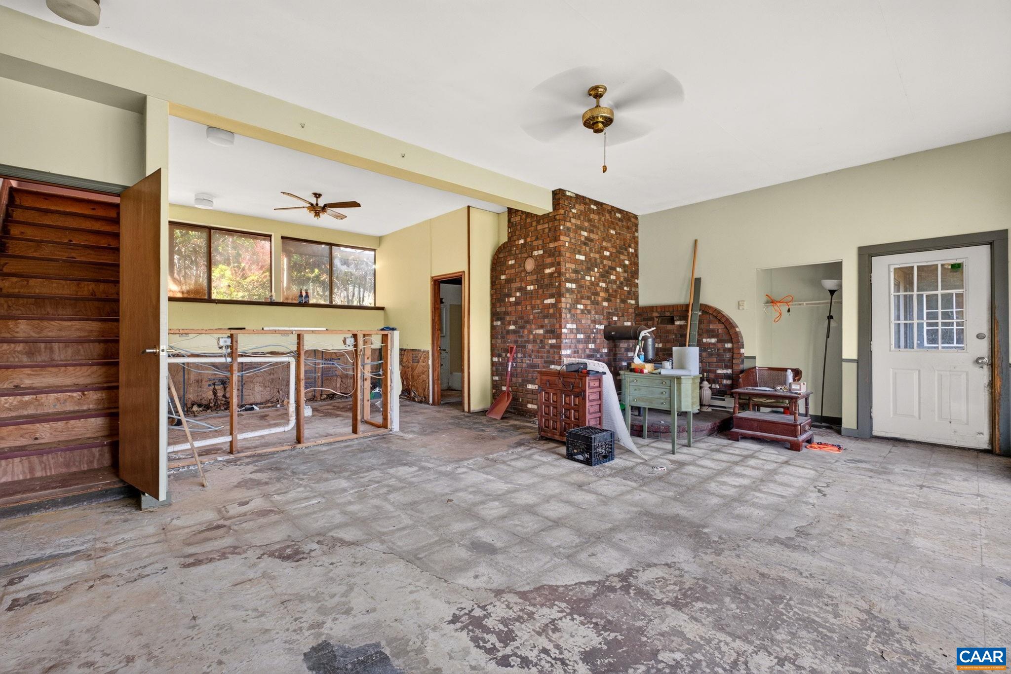 4235 SLAM GATE RD, CROZET, Virginia 22932, 4 Bedrooms Bedrooms, ,2 BathroomsBathrooms,Residential,14,4235 SLAM GATE RD,682700 MLS # 682700 4235 SLAM GATE RD, CROZET, Virginia 22932, 4 Bedrooms Bedrooms, ,2 BathroomsBathrooms,Residential,14,4235 SLAM GATE RD,682700 MLS # 682700