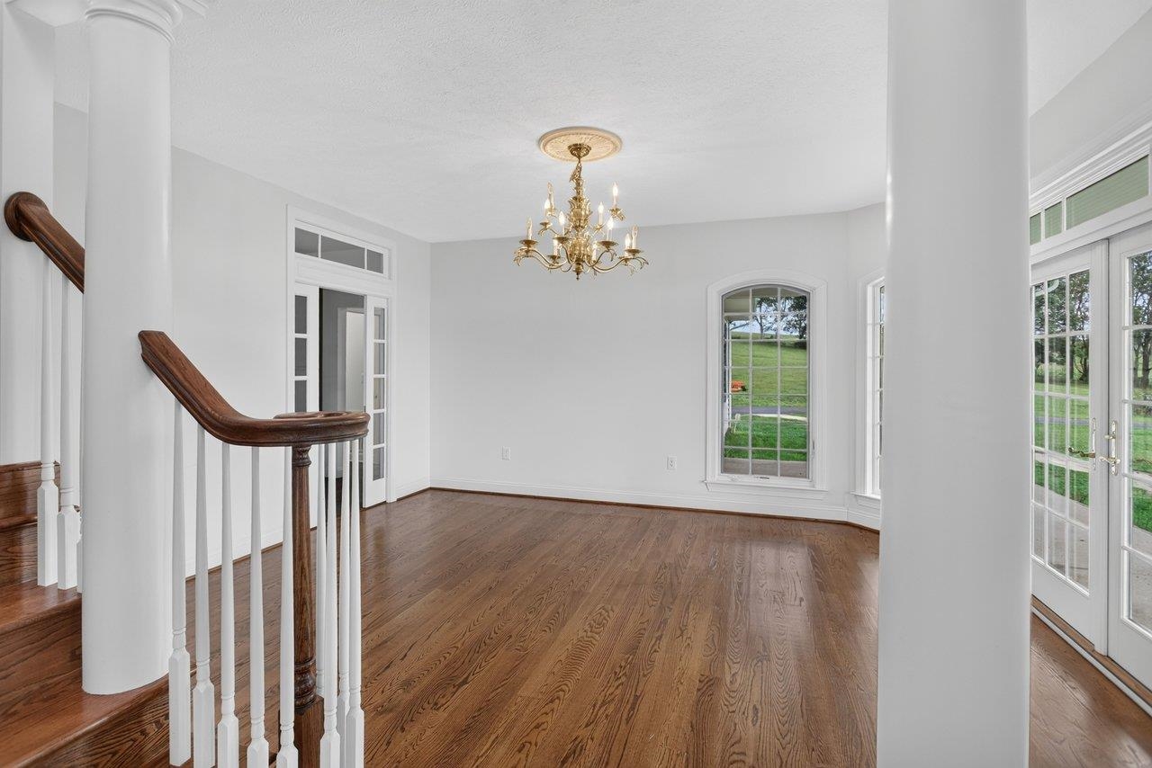 160 BIG VALLEY LN, MOUNT SOLON, Virginia 22843, 5 Bedrooms Bedrooms, ,4 BathroomsBathrooms,Residential,14,160 BIG VALLEY LN,682738 MLS # 682738 160 BIG VALLEY LN, MOUNT SOLON, Virginia 22843, 5 Bedrooms Bedrooms, ,4 BathroomsBathrooms,Residential,14,160 BIG VALLEY LN,682738 MLS # 682738