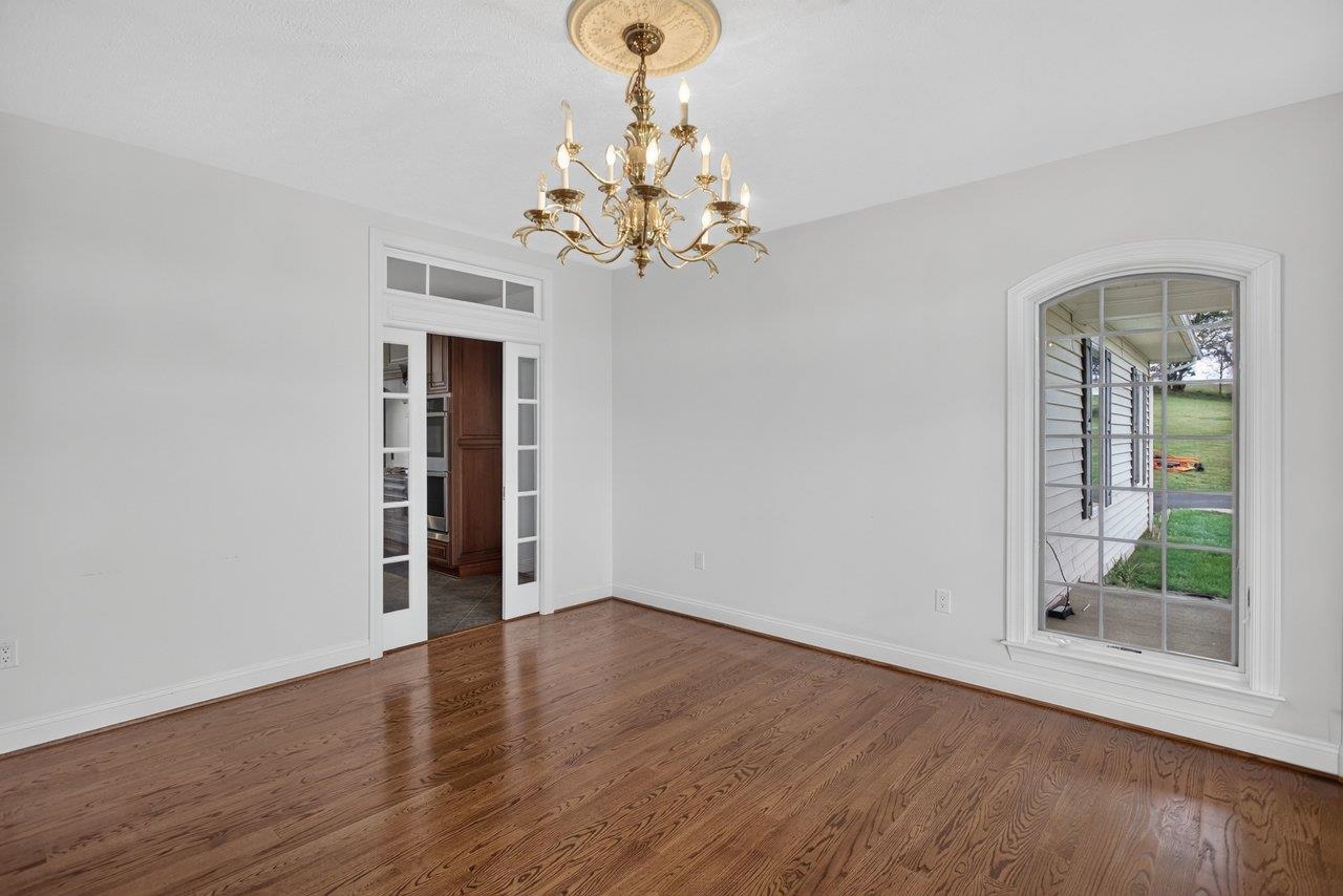160 BIG VALLEY LN, MOUNT SOLON, Virginia 22843, 5 Bedrooms Bedrooms, ,4 BathroomsBathrooms,Residential,14,160 BIG VALLEY LN,682738 MLS # 682738 160 BIG VALLEY LN, MOUNT SOLON, Virginia 22843, 5 Bedrooms Bedrooms, ,4 BathroomsBathrooms,Residential,14,160 BIG VALLEY LN,682738 MLS # 682738