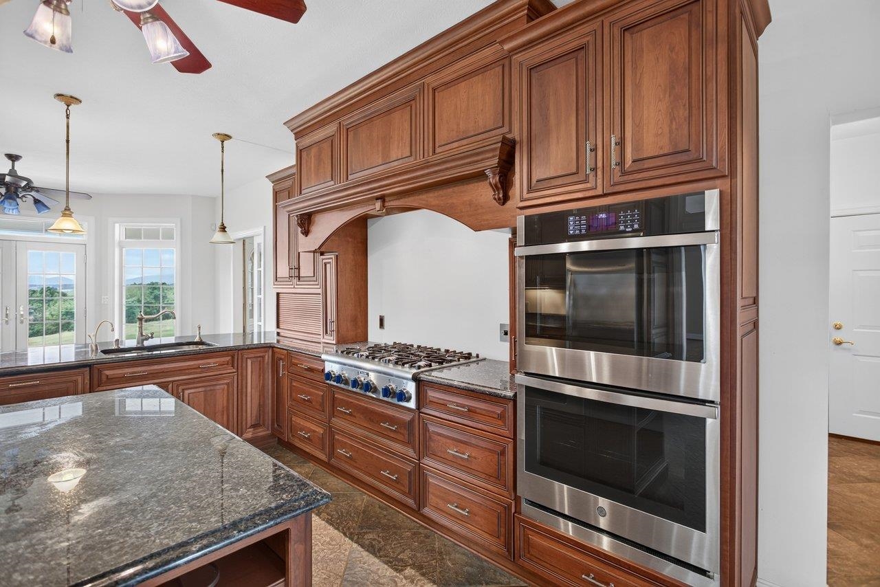 160 BIG VALLEY LN, MOUNT SOLON, Virginia 22843, 5 Bedrooms Bedrooms, ,4 BathroomsBathrooms,Residential,14,160 BIG VALLEY LN,682738 MLS # 682738 160 BIG VALLEY LN, MOUNT SOLON, Virginia 22843, 5 Bedrooms Bedrooms, ,4 BathroomsBathrooms,Residential,14,160 BIG VALLEY LN,682738 MLS # 682738
