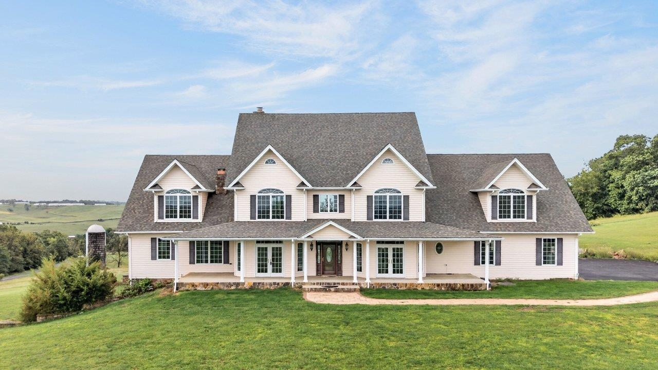 160 BIG VALLEY LN, MOUNT SOLON, Virginia 22843, 5 Bedrooms Bedrooms, ,4 BathroomsBathrooms,Residential,14,160 BIG VALLEY LN,682738 MLS # 682738 160 BIG VALLEY LN, MOUNT SOLON, Virginia 22843, 5 Bedrooms Bedrooms, ,4 BathroomsBathrooms,Residential,14,160 BIG VALLEY LN,682738 MLS # 682738