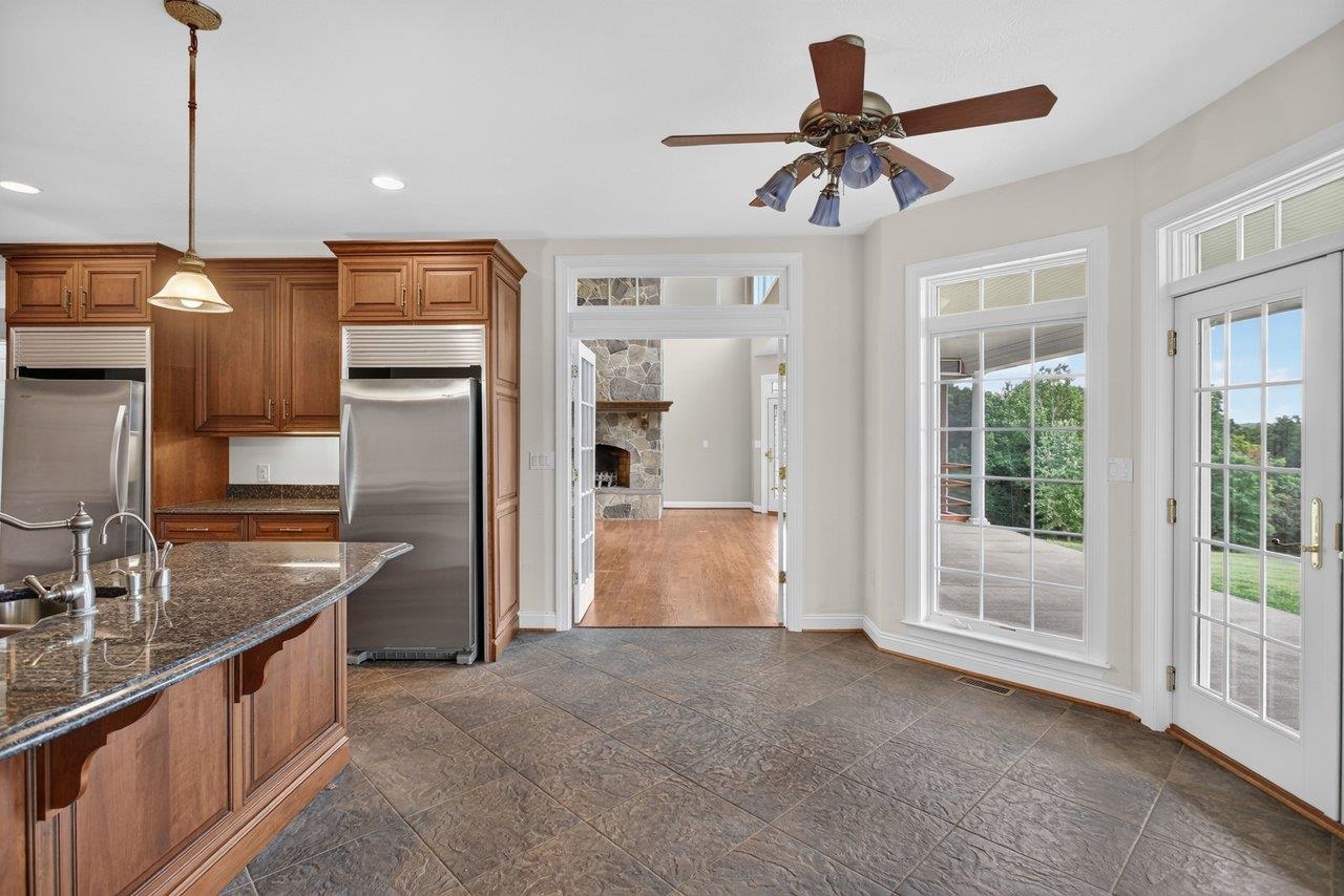 160 BIG VALLEY LN, MOUNT SOLON, Virginia 22843, 5 Bedrooms Bedrooms, ,4 BathroomsBathrooms,Residential,14,160 BIG VALLEY LN,682738 MLS # 682738 160 BIG VALLEY LN, MOUNT SOLON, Virginia 22843, 5 Bedrooms Bedrooms, ,4 BathroomsBathrooms,Residential,14,160 BIG VALLEY LN,682738 MLS # 682738