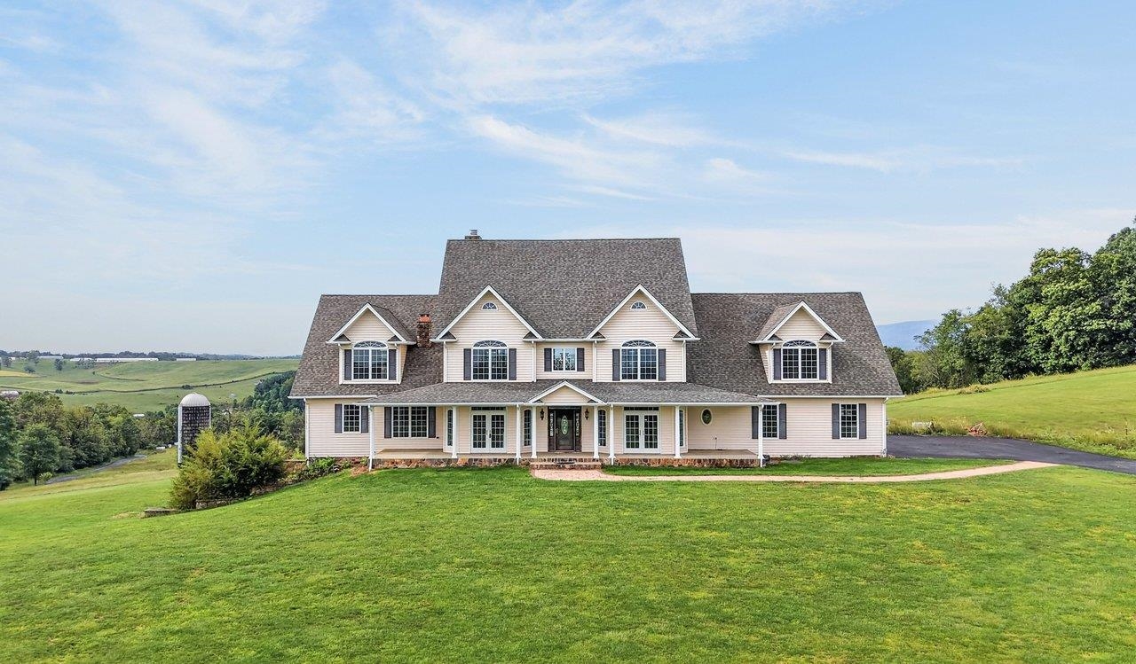 160 BIG VALLEY LN, MOUNT SOLON, Virginia 22843, 5 Bedrooms Bedrooms, ,4 BathroomsBathrooms,Residential,14,160 BIG VALLEY LN,682738 MLS # 682738 160 BIG VALLEY LN, MOUNT SOLON, Virginia 22843, 5 Bedrooms Bedrooms, ,4 BathroomsBathrooms,Residential,14,160 BIG VALLEY LN,682738 MLS # 682738
