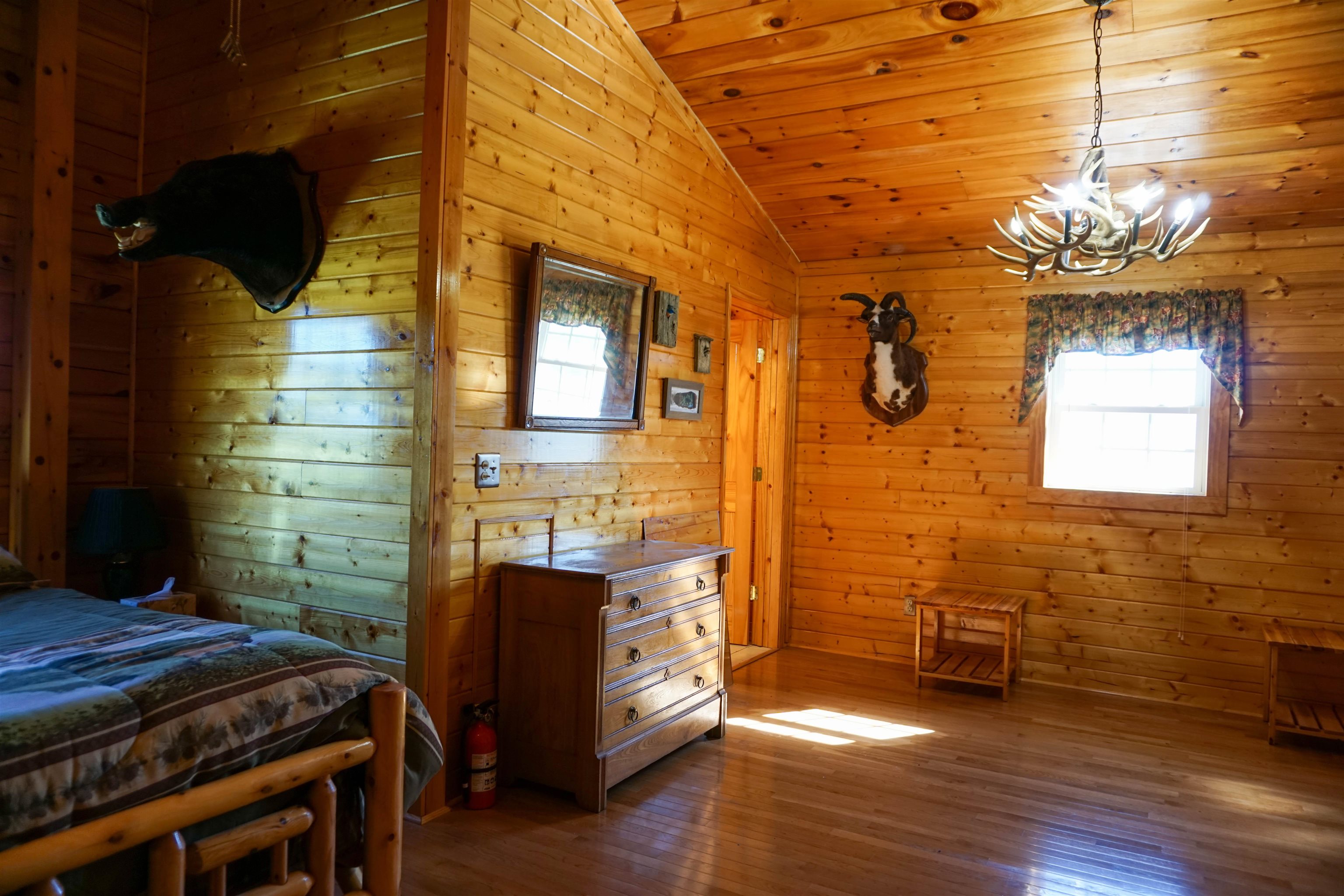 1475 OVERLOOK WAY, CLIFTON FORGE, Virginia 24422, 2 Bedrooms Bedrooms, ,3 BathroomsBathrooms,Residential,14,1475 OVERLOOK WAY,682770 MLS # 682770