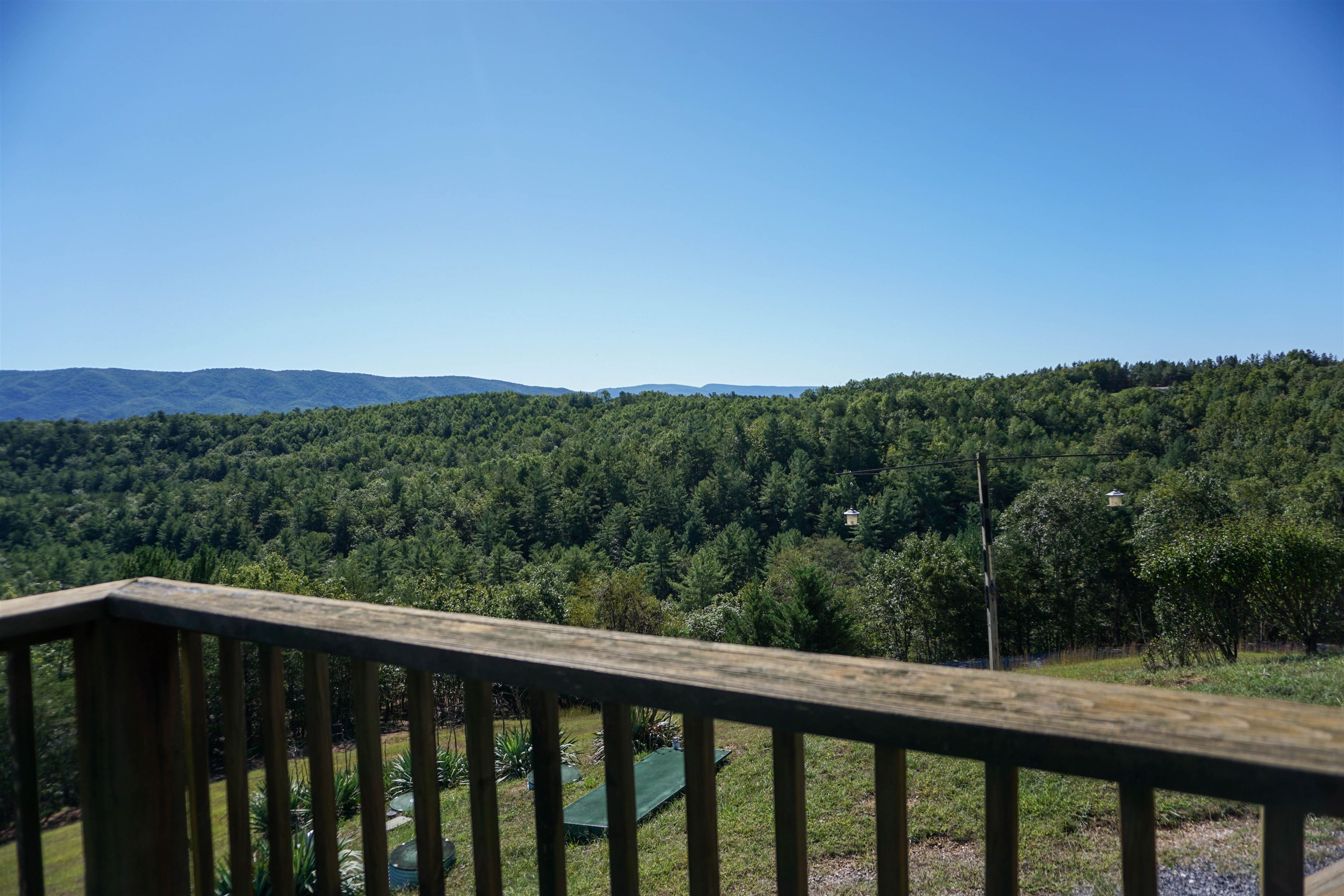 1475 OVERLOOK WAY, CLIFTON FORGE, Virginia 24422, 2 Bedrooms Bedrooms, ,3 BathroomsBathrooms,Residential,14,1475 OVERLOOK WAY,682770 MLS # 682770