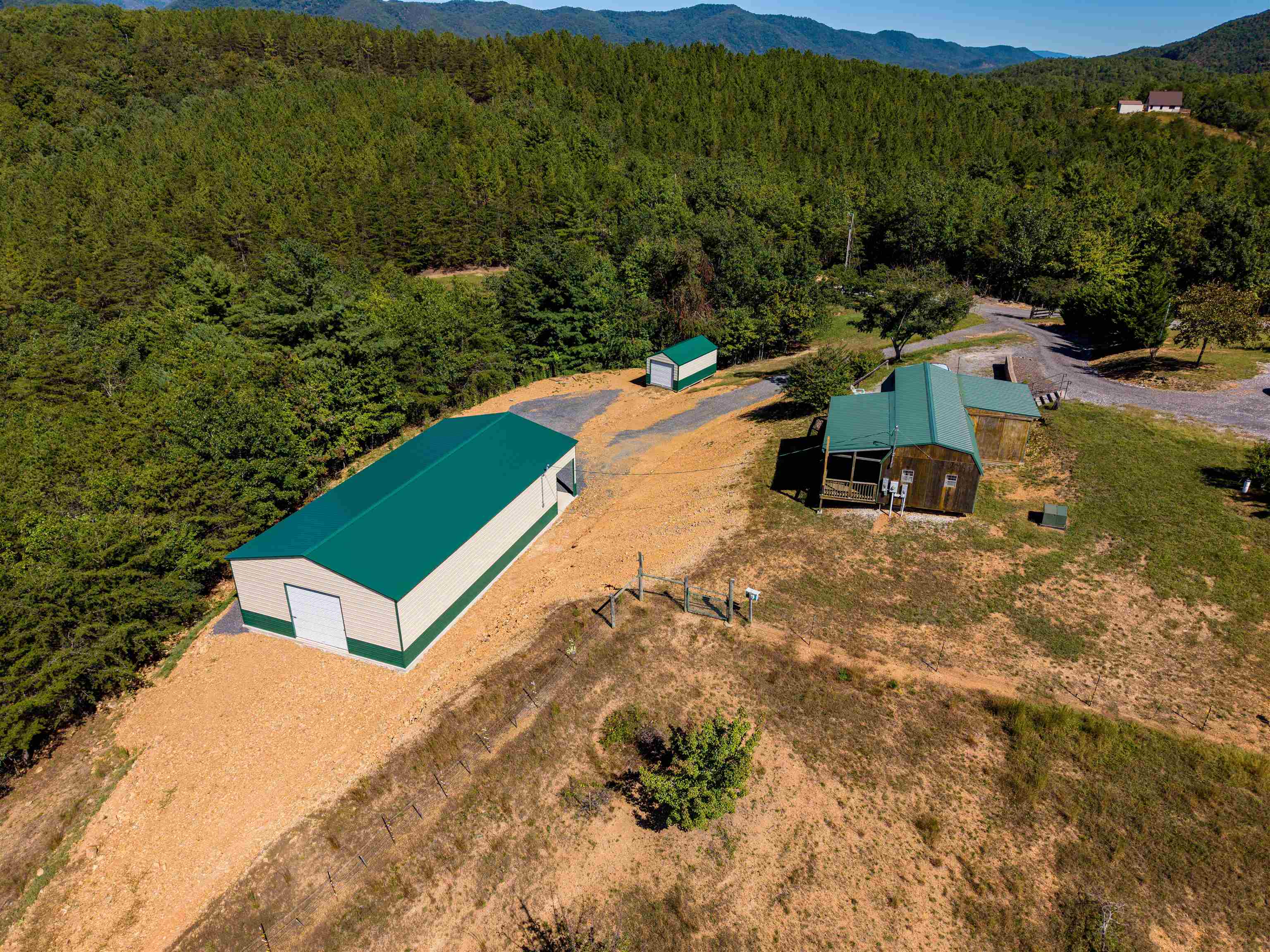 1475 OVERLOOK WAY, CLIFTON FORGE, Virginia 24422, 2 Bedrooms Bedrooms, ,3 BathroomsBathrooms,Residential,14,1475 OVERLOOK WAY,682770 MLS # 682770