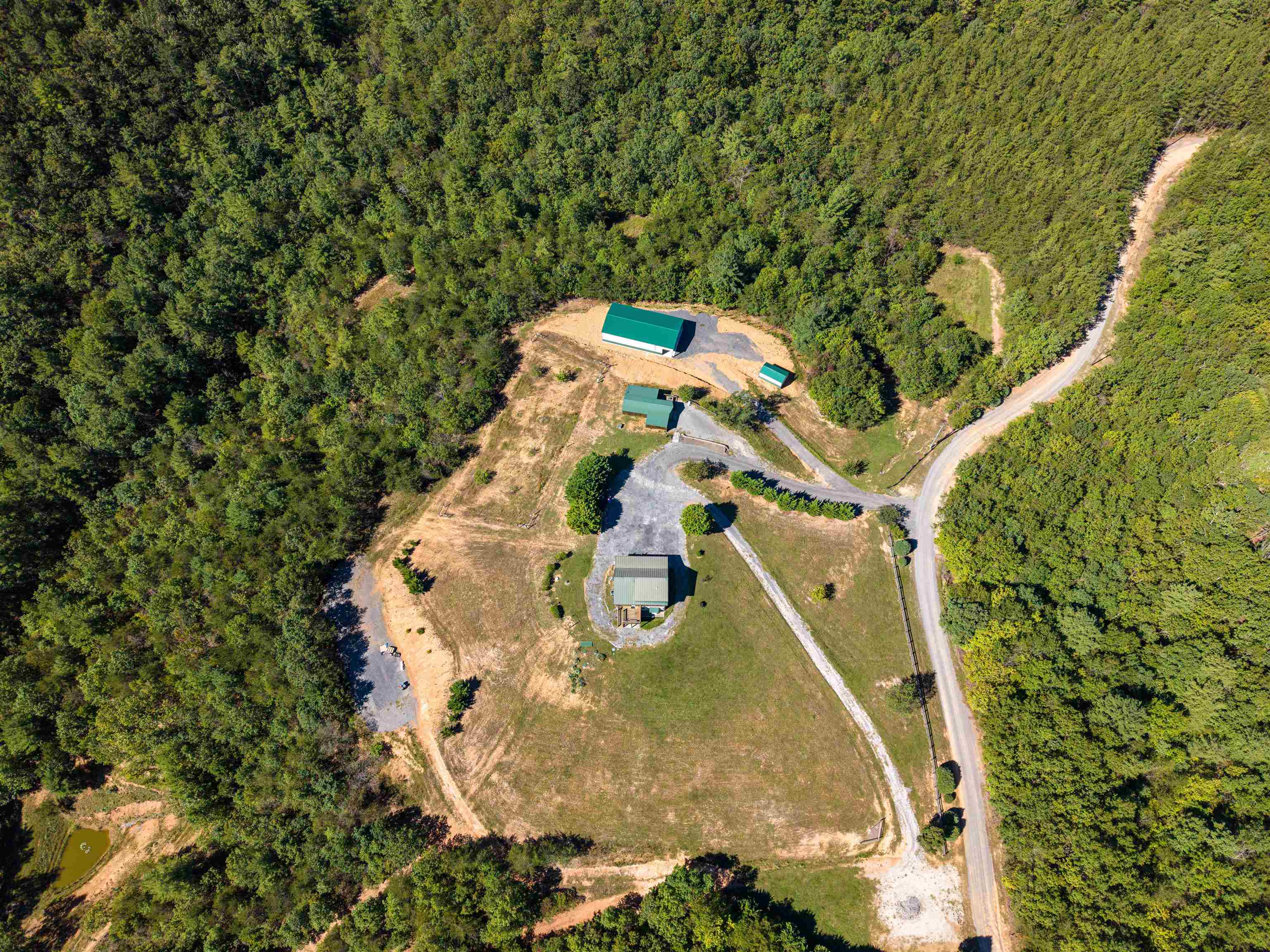 1475 OVERLOOK WAY, CLIFTON FORGE, Virginia 24422, 2 Bedrooms Bedrooms, ,3 BathroomsBathrooms,Residential,14,1475 OVERLOOK WAY,682770 MLS # 682770