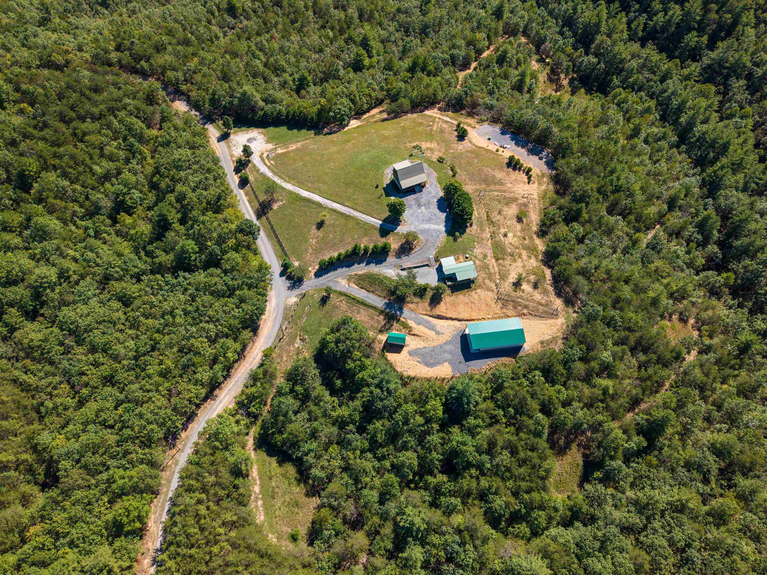 1475 OVERLOOK WAY, CLIFTON FORGE, Virginia 24422, 2 Bedrooms Bedrooms, ,3 BathroomsBathrooms,Residential,14,1475 OVERLOOK WAY,682770 MLS # 682770