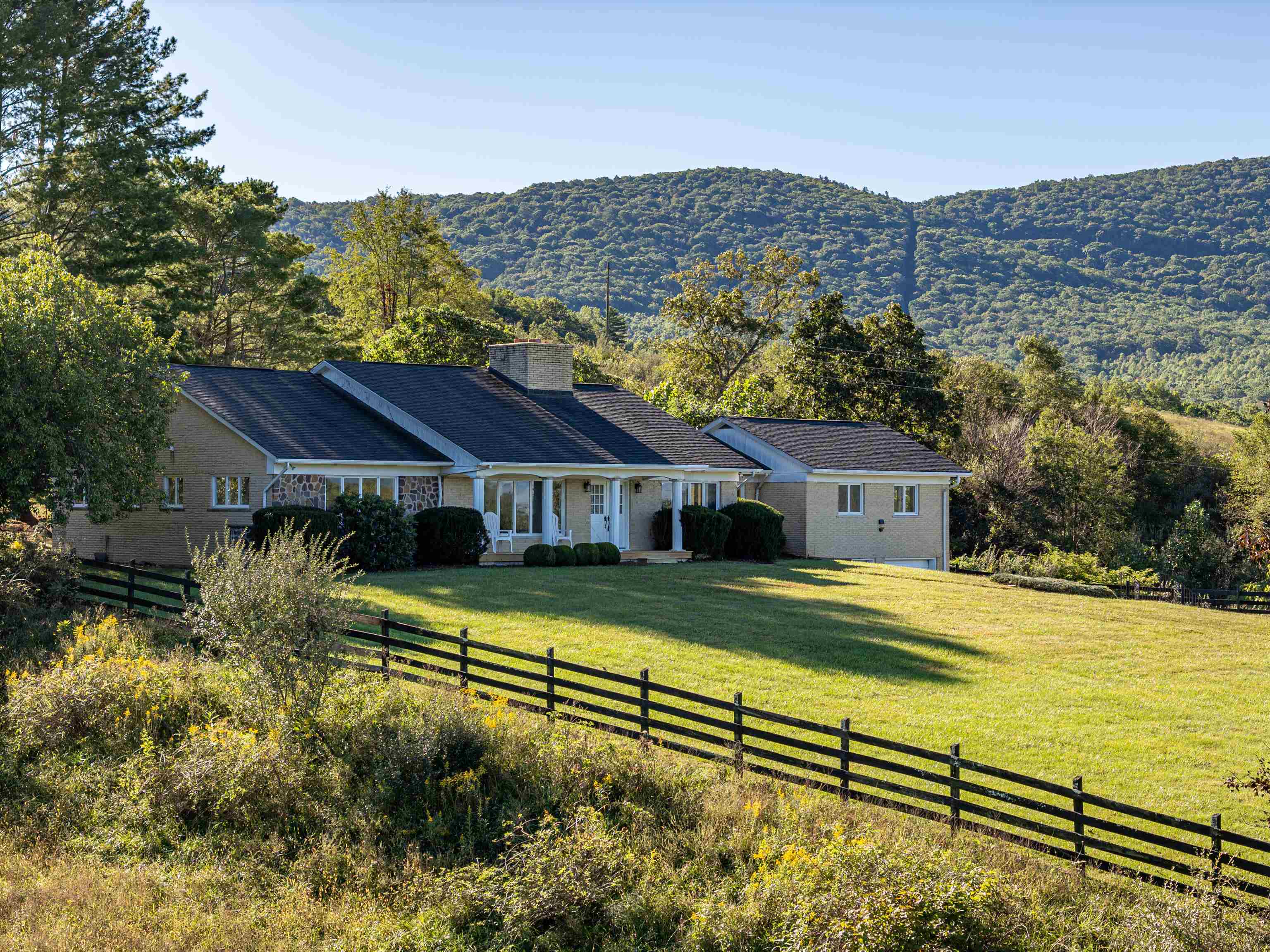 2276 LITTLE CALF PASTURE HWY, SWOOPE, Virginia 24479, 5 Bedrooms Bedrooms, ,3 BathroomsBathrooms,Residential,14,2276 LITTLE CALF PASTURE HWY,682794 MLS # 682794
