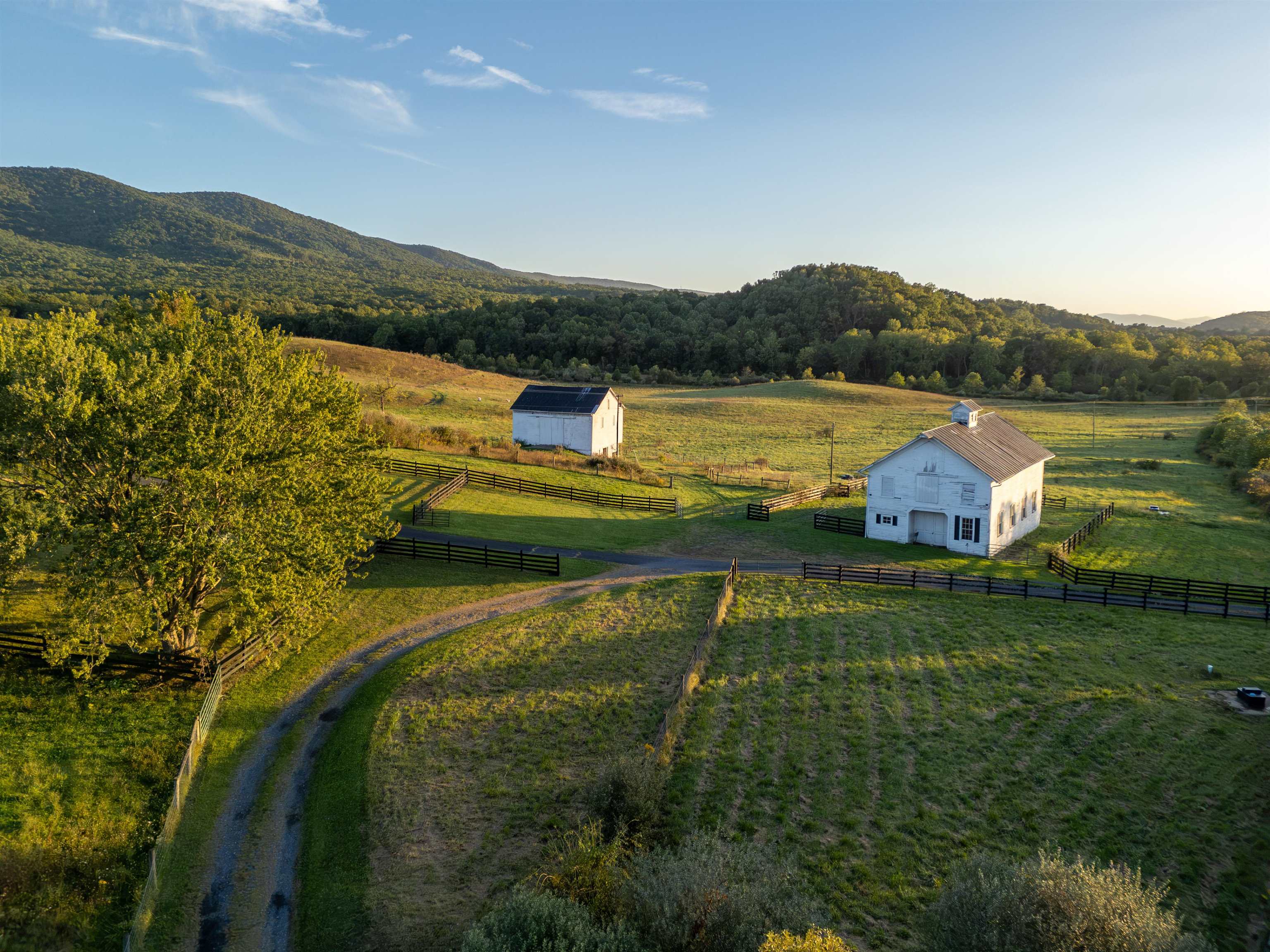 2276 LITTLE CALF PASTURE HWY, SWOOPE, Virginia 24479, 5 Bedrooms Bedrooms, ,3 BathroomsBathrooms,Residential,14,2276 LITTLE CALF PASTURE HWY,682794 MLS # 682794