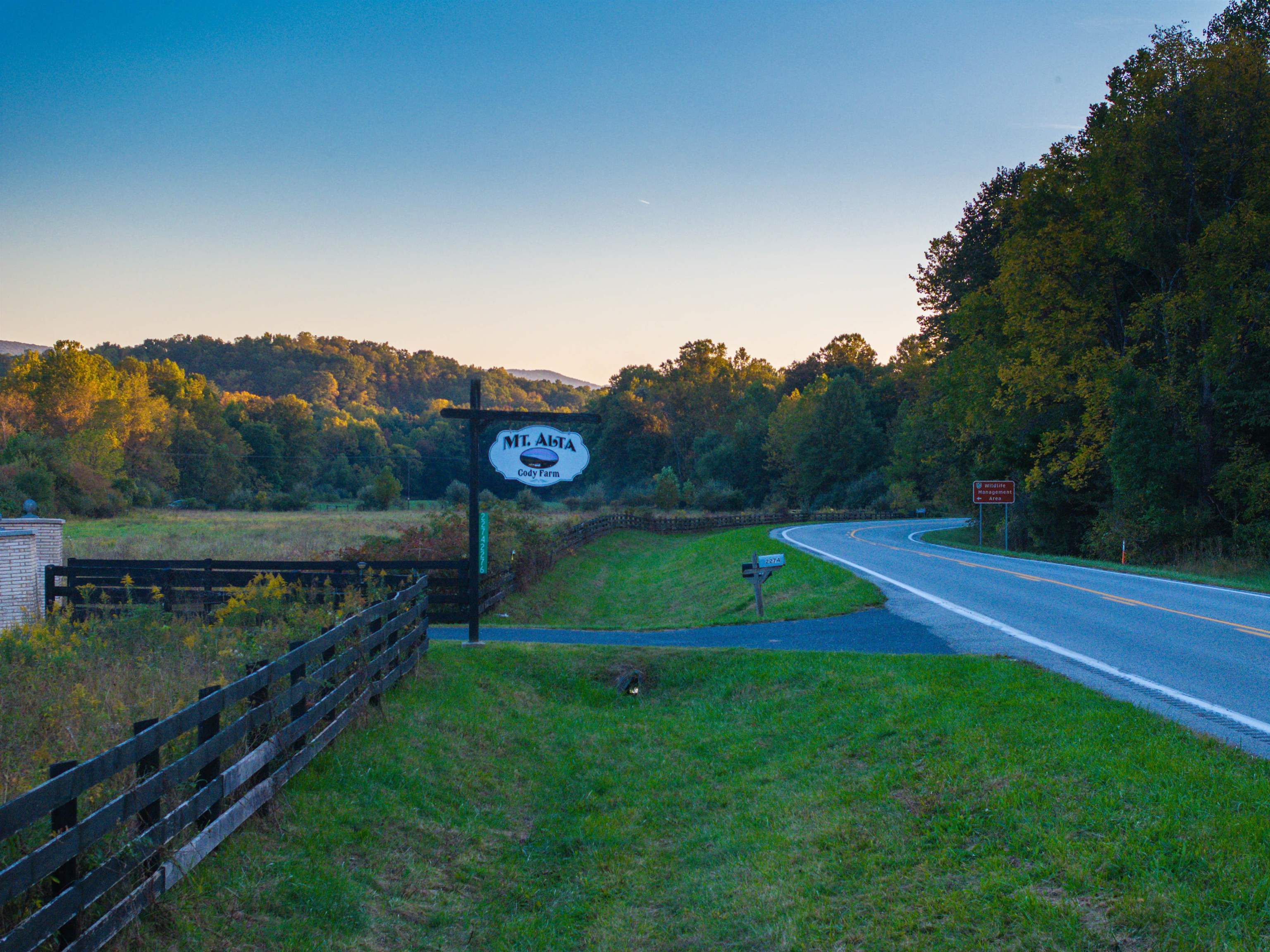 2276 LITTLE CALF PASTURE HWY, SWOOPE, Virginia 24479, 5 Bedrooms Bedrooms, ,3 BathroomsBathrooms,Residential,14,2276 LITTLE CALF PASTURE HWY,682794 MLS # 682794