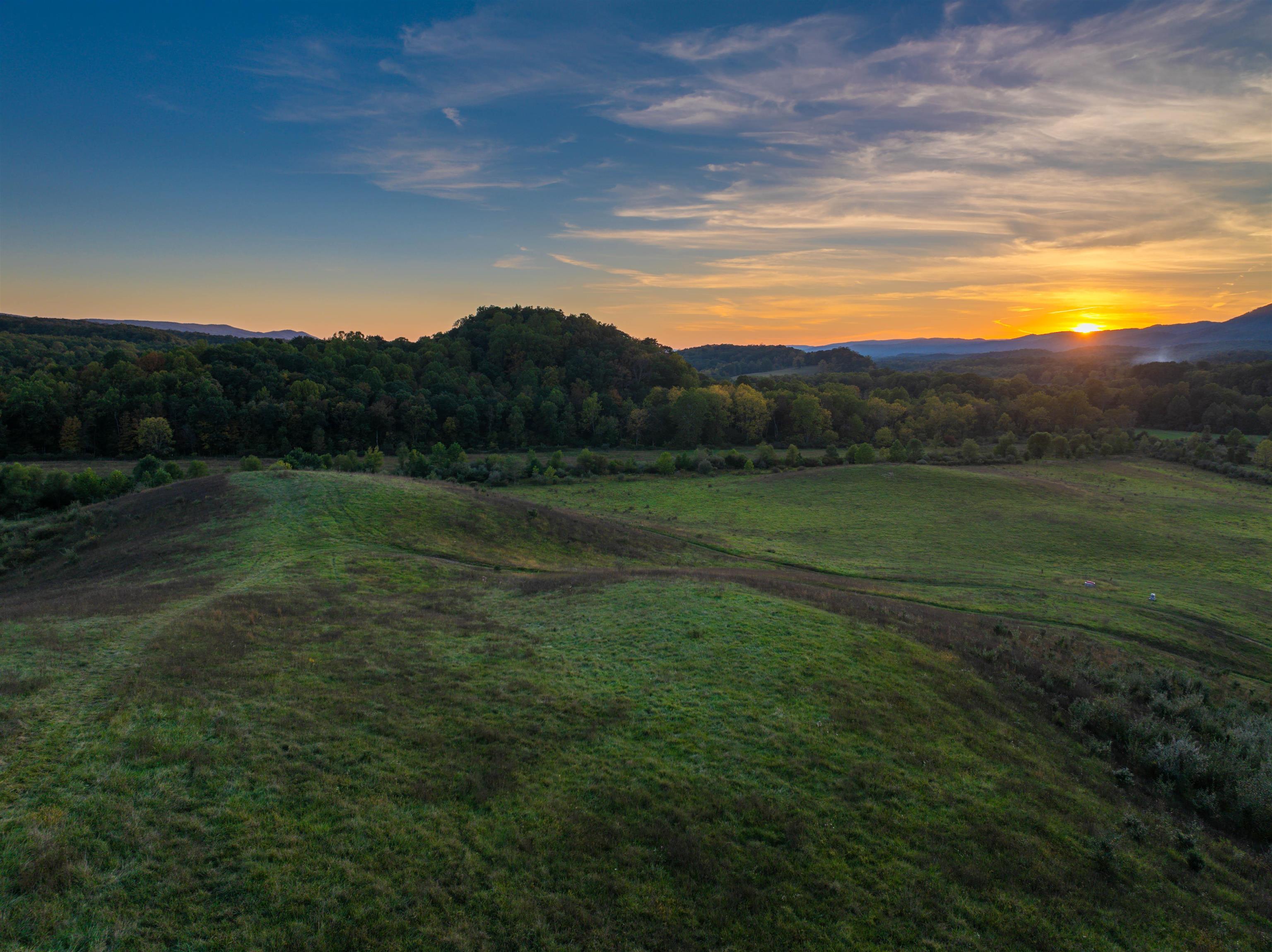 2276 LITTLE CALF PASTURE HWY, SWOOPE, Virginia 24479, 5 Bedrooms Bedrooms, ,3 BathroomsBathrooms,Residential,14,2276 LITTLE CALF PASTURE HWY,682794 MLS # 682794