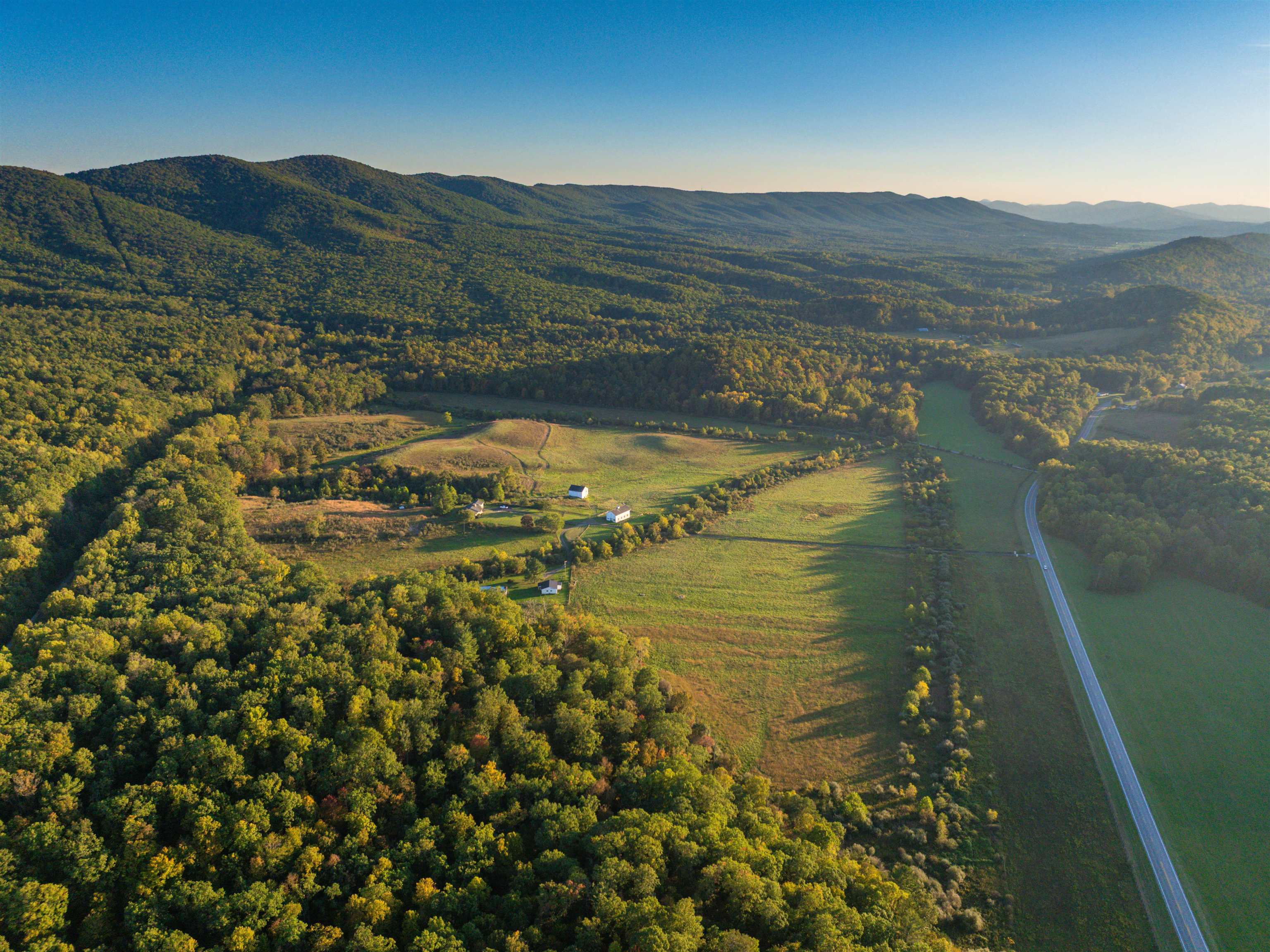 2276 LITTLE CALF PASTURE HWY, SWOOPE, Virginia 24479, 5 Bedrooms Bedrooms, ,3 BathroomsBathrooms,Residential,14,2276 LITTLE CALF PASTURE HWY,682794 MLS # 682794