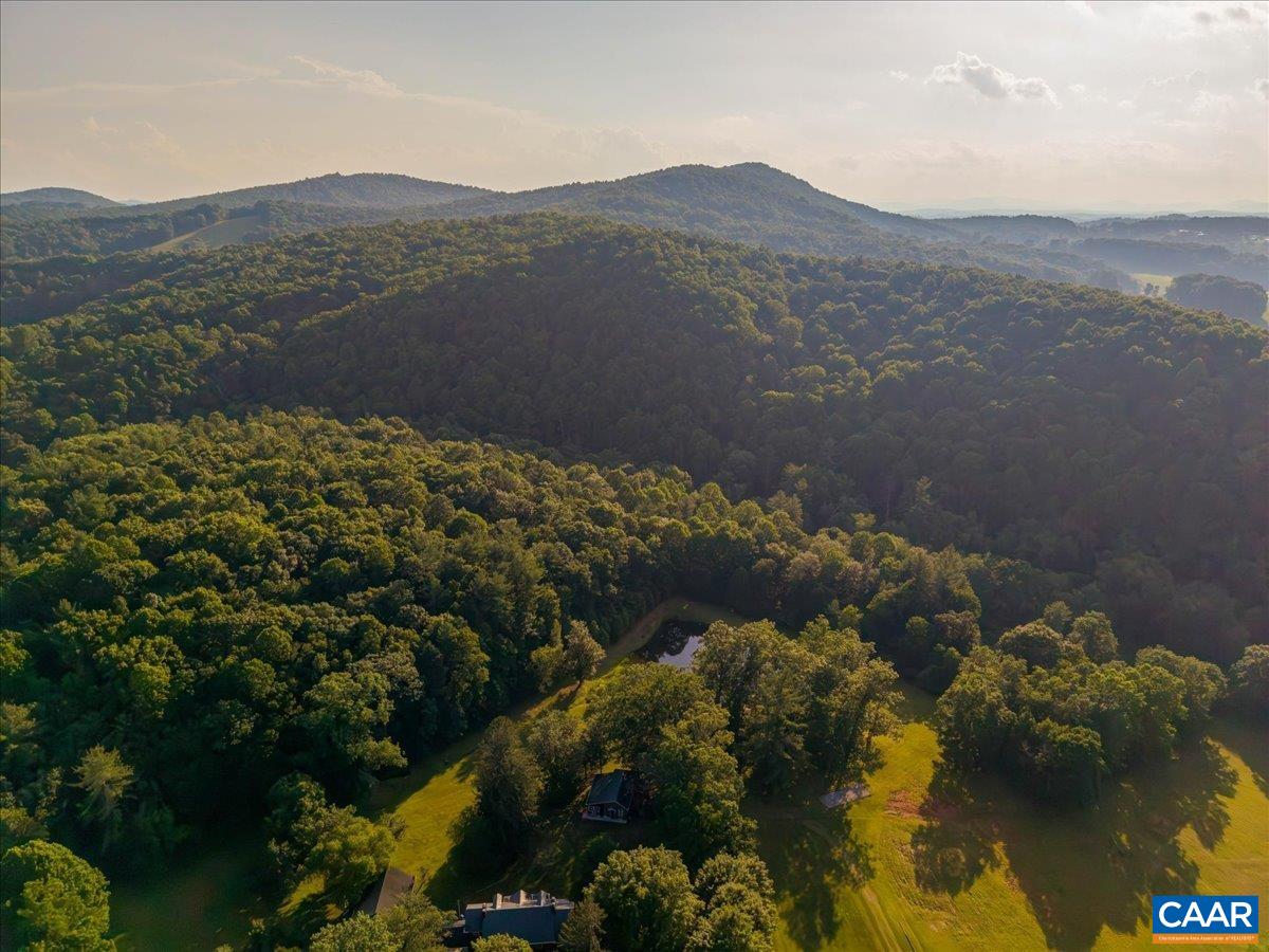 2492 STABLE RD, HILLSVILLE, Virginia 24343, 6 Bedrooms Bedrooms, ,5 BathroomsBathrooms,Residential,14,2492 STABLE RD,679287 MLS # 679287 2492 STABLE RD, HILLSVILLE, Virginia 24343, 6 Bedrooms Bedrooms, ,5 BathroomsBathrooms,Residential,14,2492 STABLE RD,679287 MLS # 679287