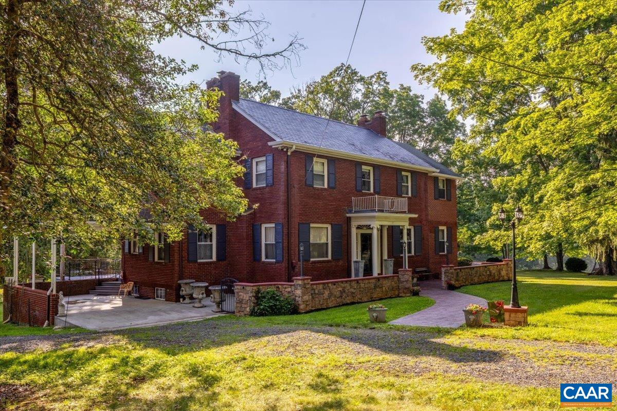 2492 STABLE RD, HILLSVILLE, Virginia 24343, 6 Bedrooms Bedrooms, ,5 BathroomsBathrooms,Residential,14,2492 STABLE RD,679287 MLS # 679287 2492 STABLE RD, HILLSVILLE, Virginia 24343, 6 Bedrooms Bedrooms, ,5 BathroomsBathrooms,Residential,14,2492 STABLE RD,679287 MLS # 679287