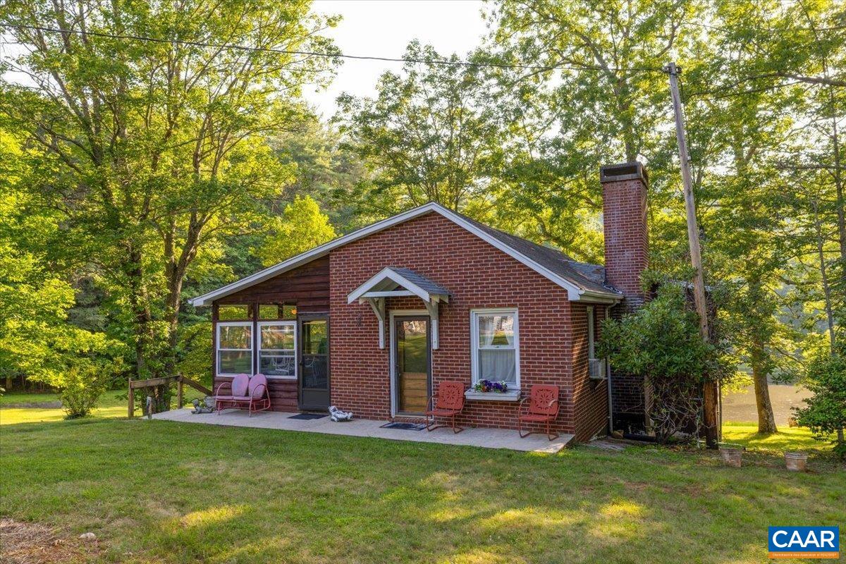 2492 STABLE RD, HILLSVILLE, Virginia 24343, 6 Bedrooms Bedrooms, ,5 BathroomsBathrooms,Residential,14,2492 STABLE RD,679287 MLS # 679287 2492 STABLE RD, HILLSVILLE, Virginia 24343, 6 Bedrooms Bedrooms, ,5 BathroomsBathrooms,Residential,14,2492 STABLE RD,679287 MLS # 679287