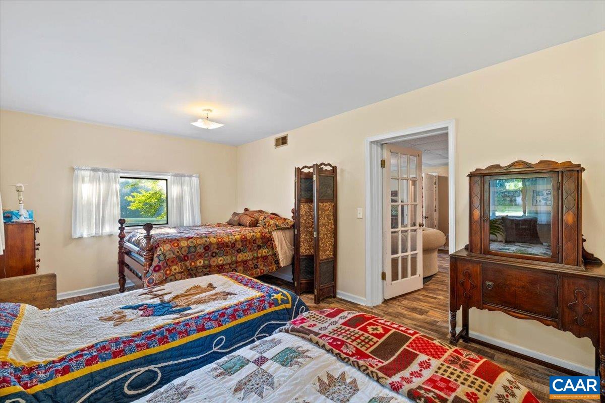 2492 STABLE RD, HILLSVILLE, Virginia 24343, 6 Bedrooms Bedrooms, ,5 BathroomsBathrooms,Residential,14,2492 STABLE RD,679287 MLS # 679287 2492 STABLE RD, HILLSVILLE, Virginia 24343, 6 Bedrooms Bedrooms, ,5 BathroomsBathrooms,Residential,14,2492 STABLE RD,679287 MLS # 679287