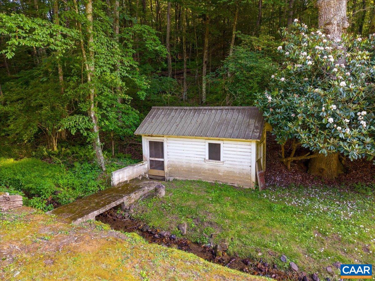 2492 STABLE RD, HILLSVILLE, Virginia 24343, 6 Bedrooms Bedrooms, ,5 BathroomsBathrooms,Residential,14,2492 STABLE RD,679287 MLS # 679287 2492 STABLE RD, HILLSVILLE, Virginia 24343, 6 Bedrooms Bedrooms, ,5 BathroomsBathrooms,Residential,14,2492 STABLE RD,679287 MLS # 679287