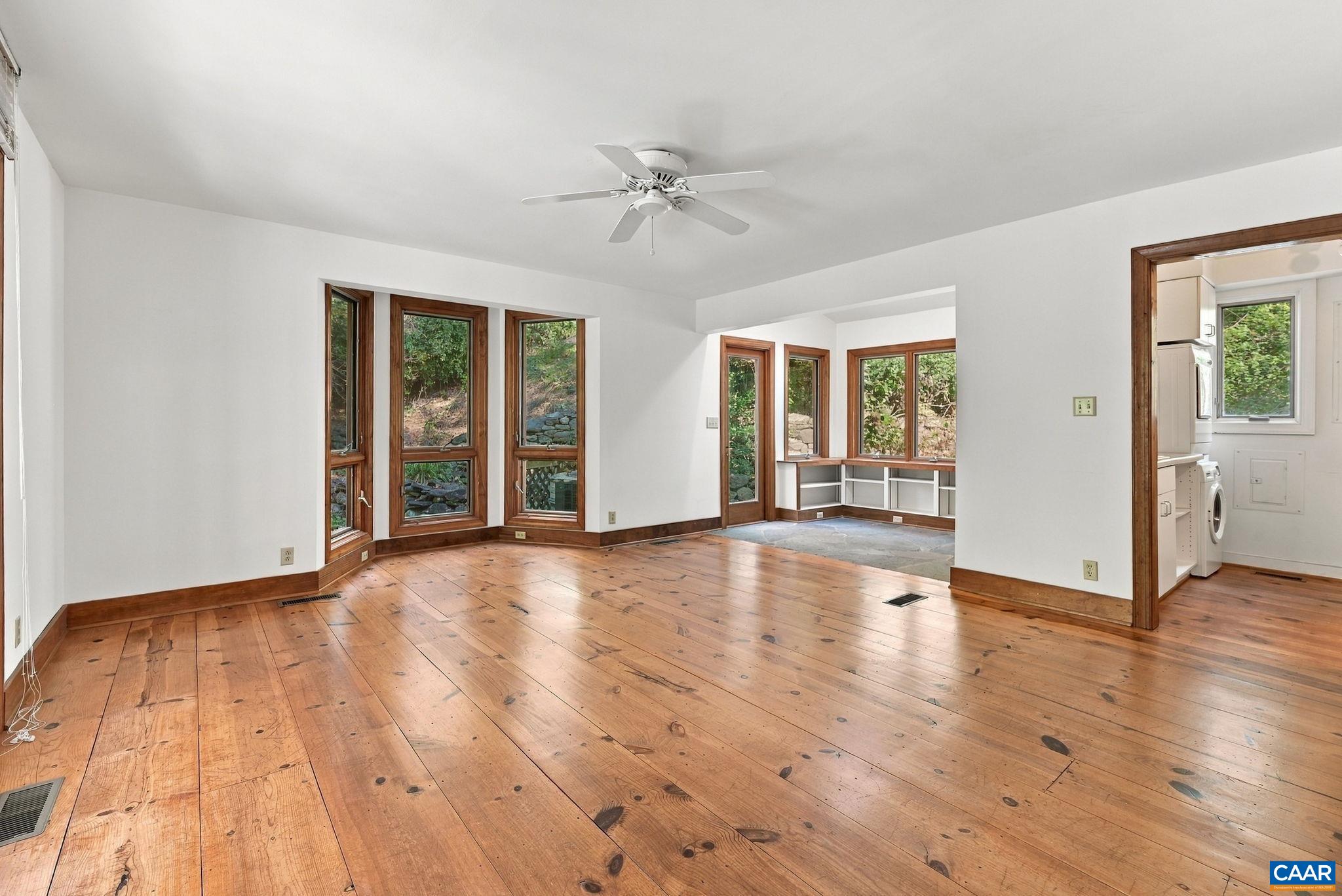 1956 LOCUST HOLLOW RD, CHARLOTTESVILLE, Virginia 22901, 3 Bedrooms Bedrooms, ,2 BathroomsBathrooms,Residential,14,1956 LOCUST HOLLOW RD,683202 MLS # 683202 1956 LOCUST HOLLOW RD, CHARLOTTESVILLE, Virginia 22901, 3 Bedrooms Bedrooms, ,2 BathroomsBathrooms,Residential,14,1956 LOCUST HOLLOW RD,683202 MLS # 683202