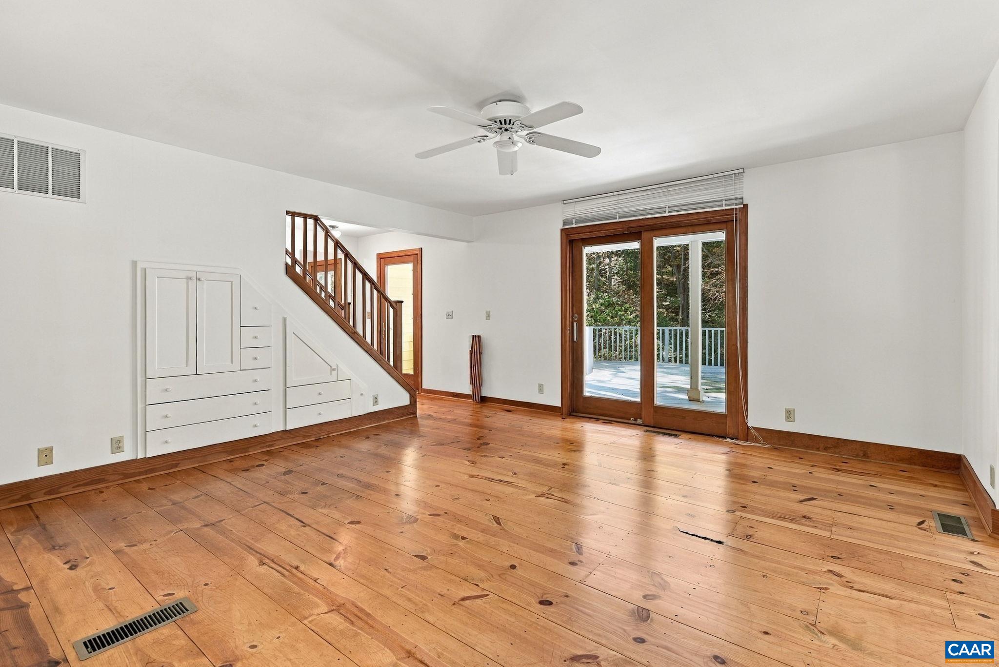 1956 LOCUST HOLLOW RD, CHARLOTTESVILLE, Virginia 22901, 3 Bedrooms Bedrooms, ,2 BathroomsBathrooms,Residential,14,1956 LOCUST HOLLOW RD,683202 MLS # 683202 1956 LOCUST HOLLOW RD, CHARLOTTESVILLE, Virginia 22901, 3 Bedrooms Bedrooms, ,2 BathroomsBathrooms,Residential,14,1956 LOCUST HOLLOW RD,683202 MLS # 683202