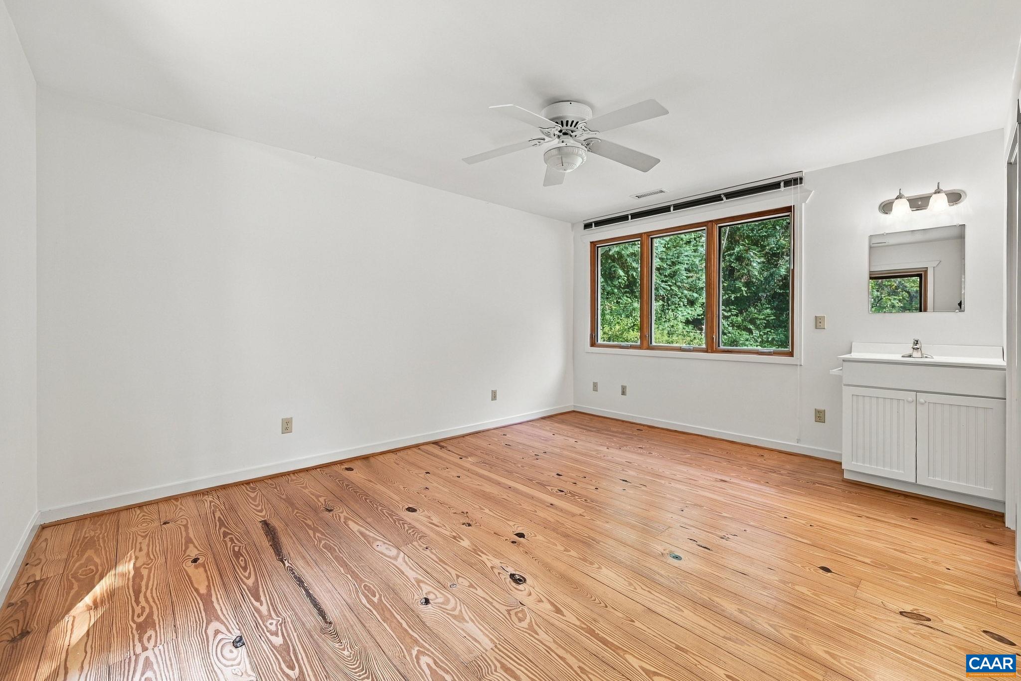 1956 LOCUST HOLLOW RD, CHARLOTTESVILLE, Virginia 22901, 3 Bedrooms Bedrooms, ,2 BathroomsBathrooms,Residential,14,1956 LOCUST HOLLOW RD,683202 MLS # 683202 1956 LOCUST HOLLOW RD, CHARLOTTESVILLE, Virginia 22901, 3 Bedrooms Bedrooms, ,2 BathroomsBathrooms,Residential,14,1956 LOCUST HOLLOW RD,683202 MLS # 683202