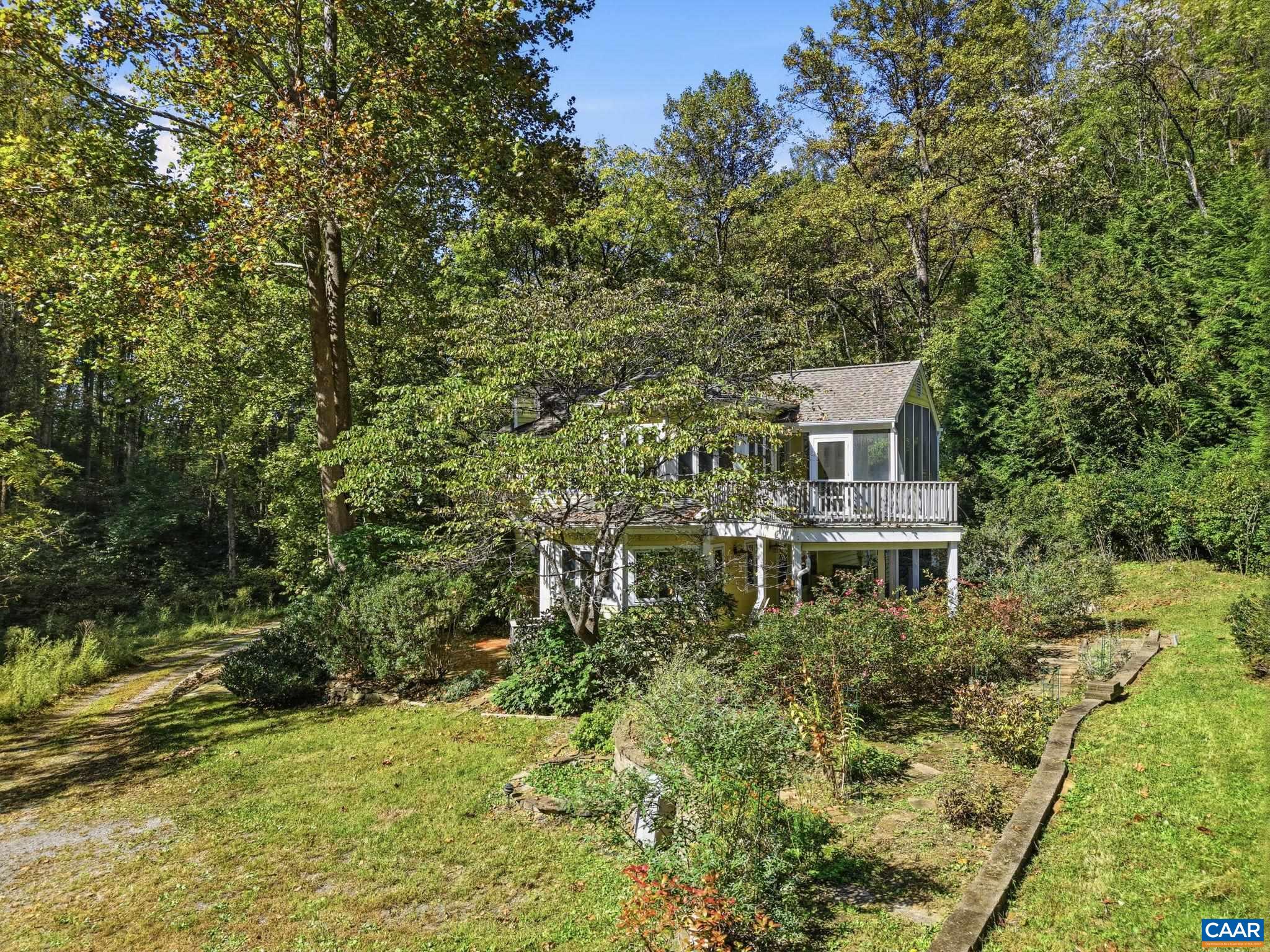 1956 LOCUST HOLLOW RD, CHARLOTTESVILLE, Virginia 22901, 3 Bedrooms Bedrooms, ,2 BathroomsBathrooms,Residential,14,1956 LOCUST HOLLOW RD,683202 MLS # 683202 1956 LOCUST HOLLOW RD, CHARLOTTESVILLE, Virginia 22901, 3 Bedrooms Bedrooms, ,2 BathroomsBathrooms,Residential,14,1956 LOCUST HOLLOW RD,683202 MLS # 683202