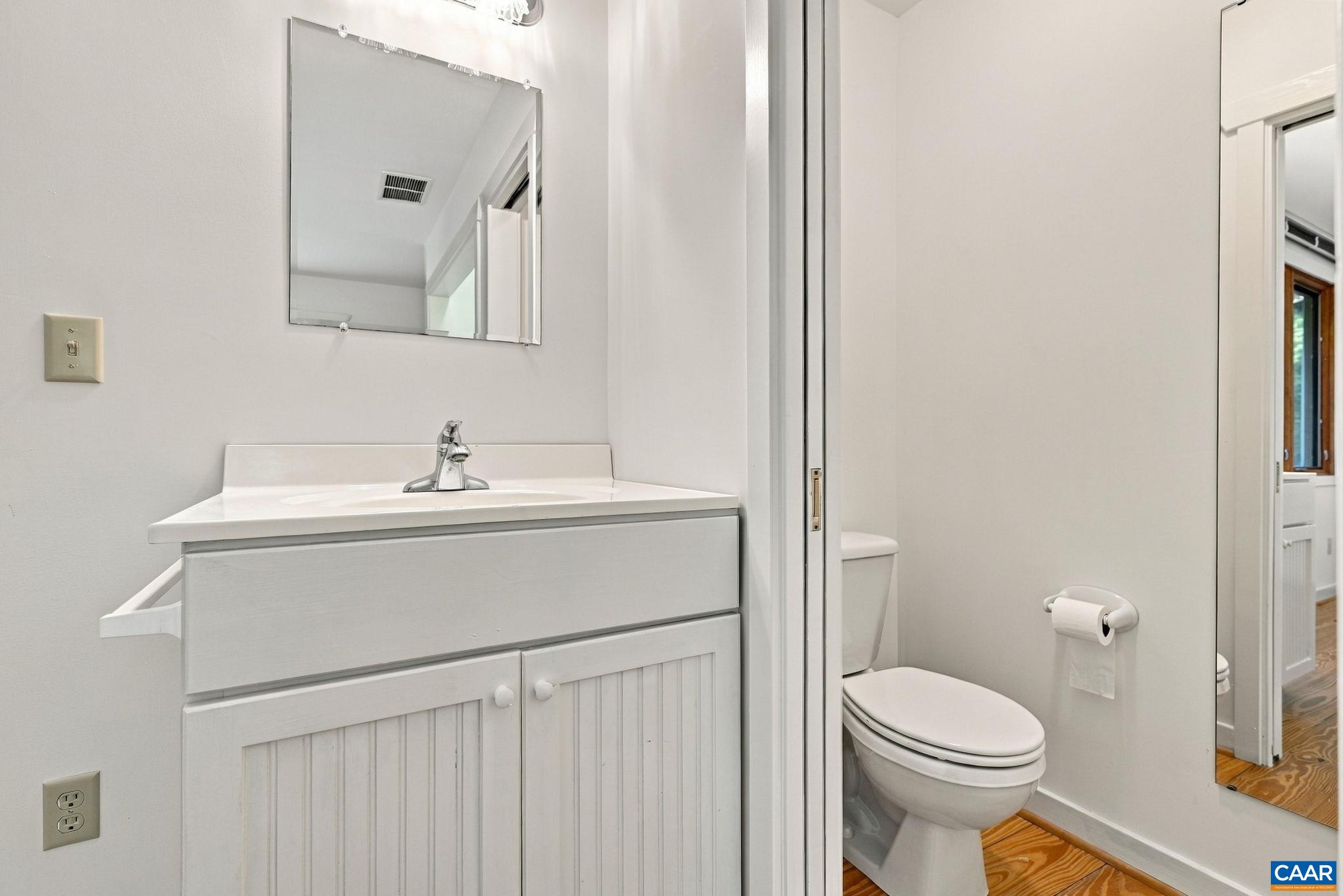 1956 LOCUST HOLLOW RD, CHARLOTTESVILLE, Virginia 22901, 3 Bedrooms Bedrooms, ,2 BathroomsBathrooms,Residential,14,1956 LOCUST HOLLOW RD,683202 MLS # 683202 1956 LOCUST HOLLOW RD, CHARLOTTESVILLE, Virginia 22901, 3 Bedrooms Bedrooms, ,2 BathroomsBathrooms,Residential,14,1956 LOCUST HOLLOW RD,683202 MLS # 683202