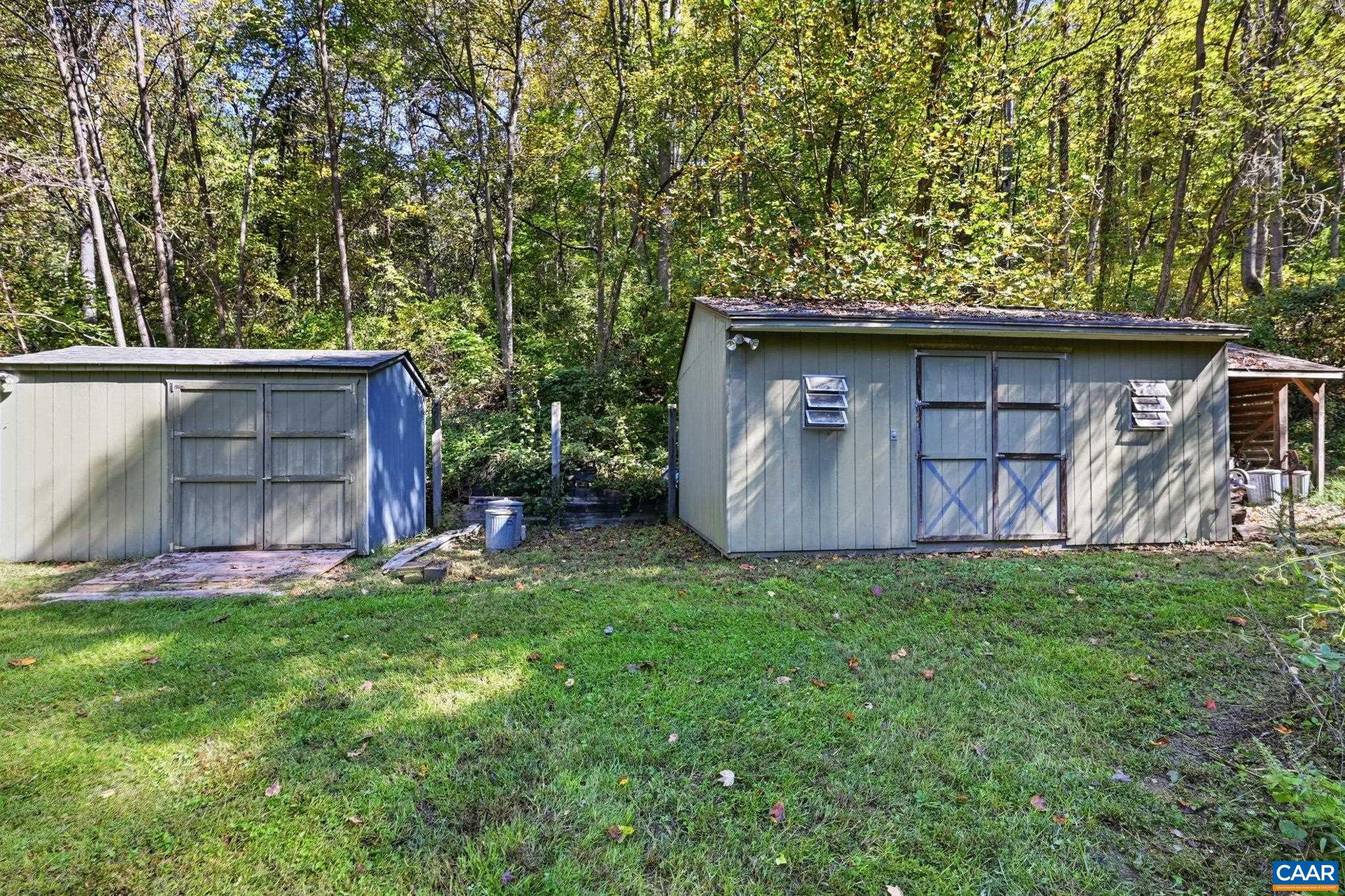 1956 LOCUST HOLLOW RD, CHARLOTTESVILLE, Virginia 22901, 3 Bedrooms Bedrooms, ,2 BathroomsBathrooms,Residential,14,1956 LOCUST HOLLOW RD,683202 MLS # 683202 1956 LOCUST HOLLOW RD, CHARLOTTESVILLE, Virginia 22901, 3 Bedrooms Bedrooms, ,2 BathroomsBathrooms,Residential,14,1956 LOCUST HOLLOW RD,683202 MLS # 683202