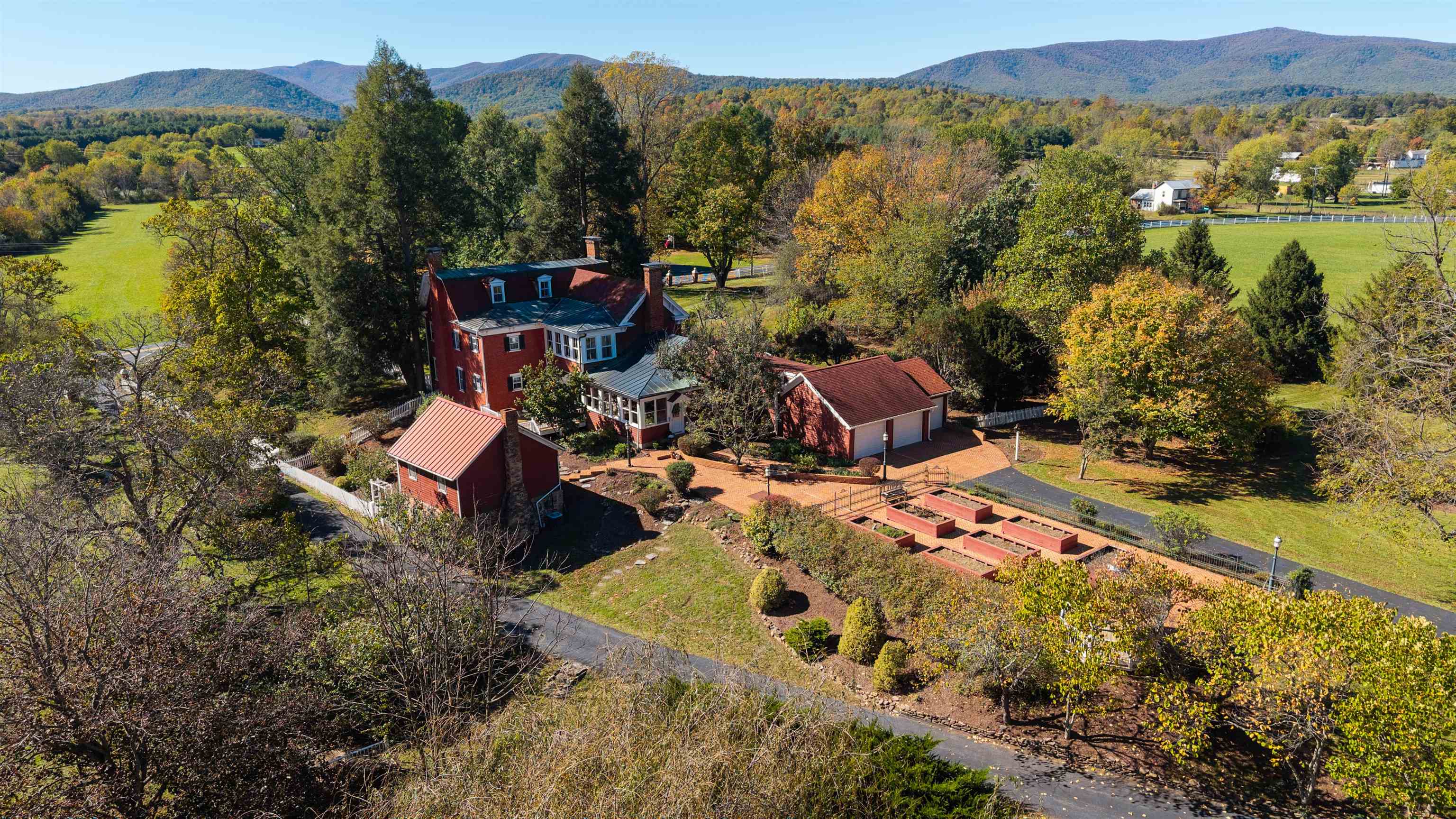 4855 MORRIS MILL RD, SWOOPE, Virginia 24479, 5 Bedrooms Bedrooms, ,3 BathroomsBathrooms,Residential,14,4855 MORRIS MILL RD,683267 MLS # 683267 4855 MORRIS MILL RD, SWOOPE, Virginia 24479, 5 Bedrooms Bedrooms, ,3 BathroomsBathrooms,Residential,14,4855 MORRIS MILL RD,683267 MLS # 683267