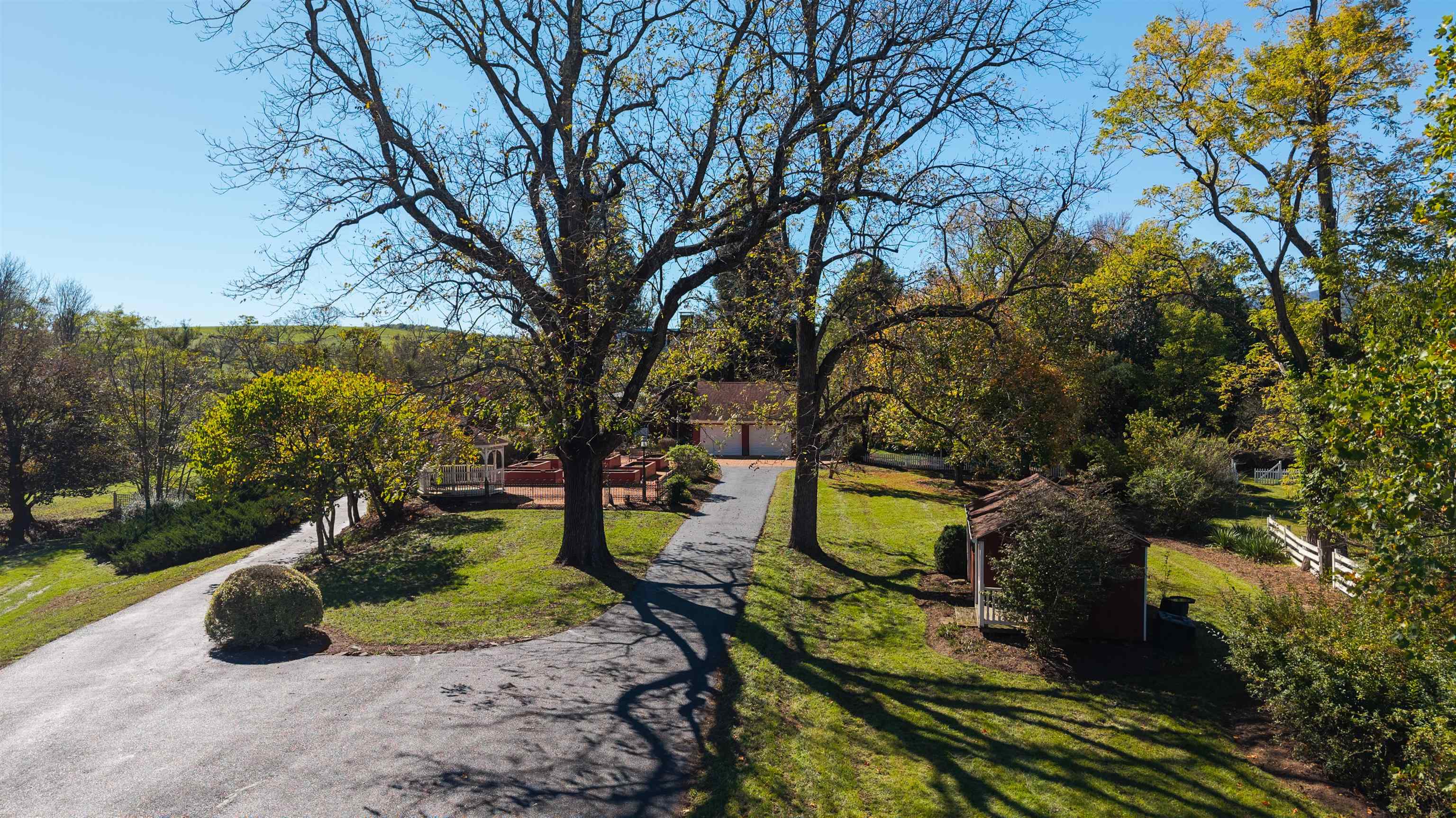 4855 MORRIS MILL RD, SWOOPE, Virginia 24479, 5 Bedrooms Bedrooms, ,3 BathroomsBathrooms,Residential,14,4855 MORRIS MILL RD,683267 MLS # 683267 4855 MORRIS MILL RD, SWOOPE, Virginia 24479, 5 Bedrooms Bedrooms, ,3 BathroomsBathrooms,Residential,14,4855 MORRIS MILL RD,683267 MLS # 683267