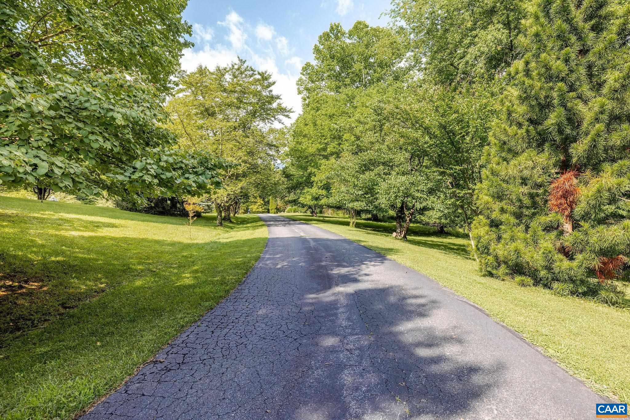 8486 ROCKFISH VALLEY HWY, AFTON, Virginia 22920, 3 Bedrooms Bedrooms, ,3 BathroomsBathrooms,Residential,14,8486 ROCKFISH VALLEY HWY,683462 MLS # 683462