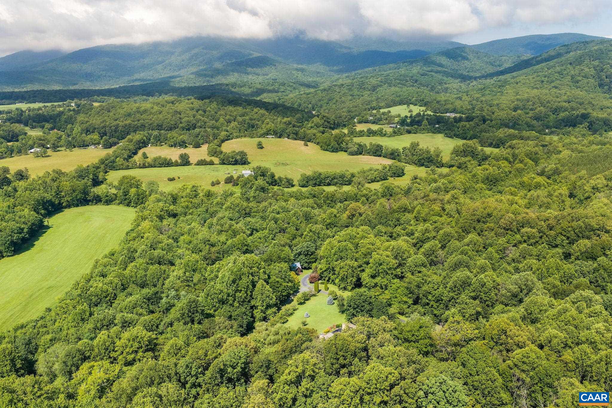 8486 ROCKFISH VALLEY HWY, AFTON, Virginia 22920, 3 Bedrooms Bedrooms, ,3 BathroomsBathrooms,Residential,14,8486 ROCKFISH VALLEY HWY,683462 MLS # 683462
