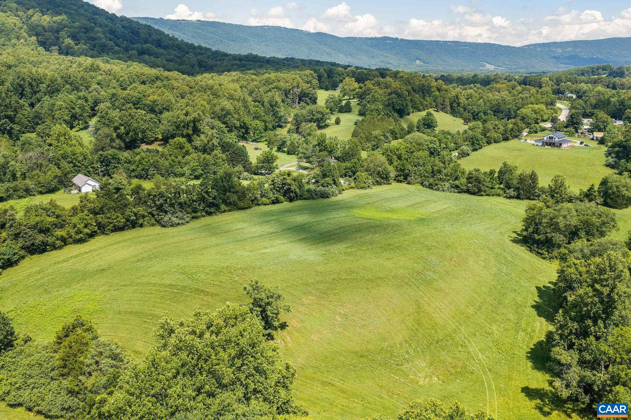 8486 ROCKFISH VALLEY HWY, AFTON, Virginia 22920, 3 Bedrooms Bedrooms, ,3 BathroomsBathrooms,Residential,14,8486 ROCKFISH VALLEY HWY,683462 MLS # 683462