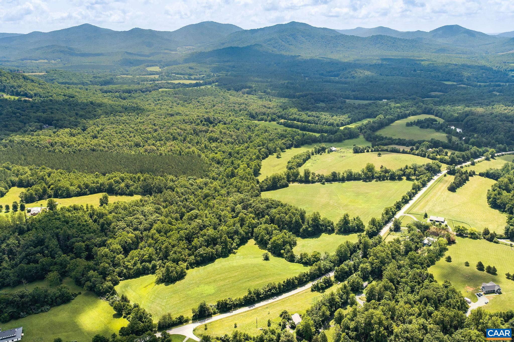 8486 ROCKFISH VALLEY HWY, AFTON, Virginia 22920, 3 Bedrooms Bedrooms, ,3 BathroomsBathrooms,Residential,14,8486 ROCKFISH VALLEY HWY,683462 MLS # 683462