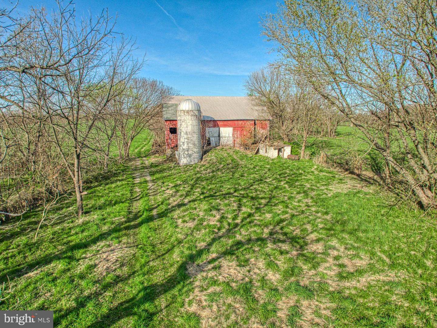 12347 AXLINE RD, LOVETTSVILLE, Virginia 20180, ,Farm,For Sale,12347 AXLINE RD,VALO2025378 MLS # VALO2025378