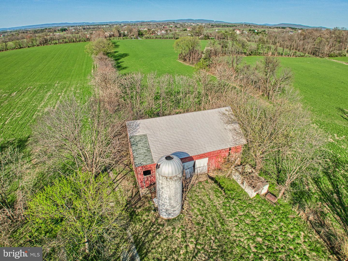 12347 AXLINE RD, LOVETTSVILLE, Virginia 20180, ,Farm,For Sale,12347 AXLINE RD,VALO2025378 MLS # VALO2025378